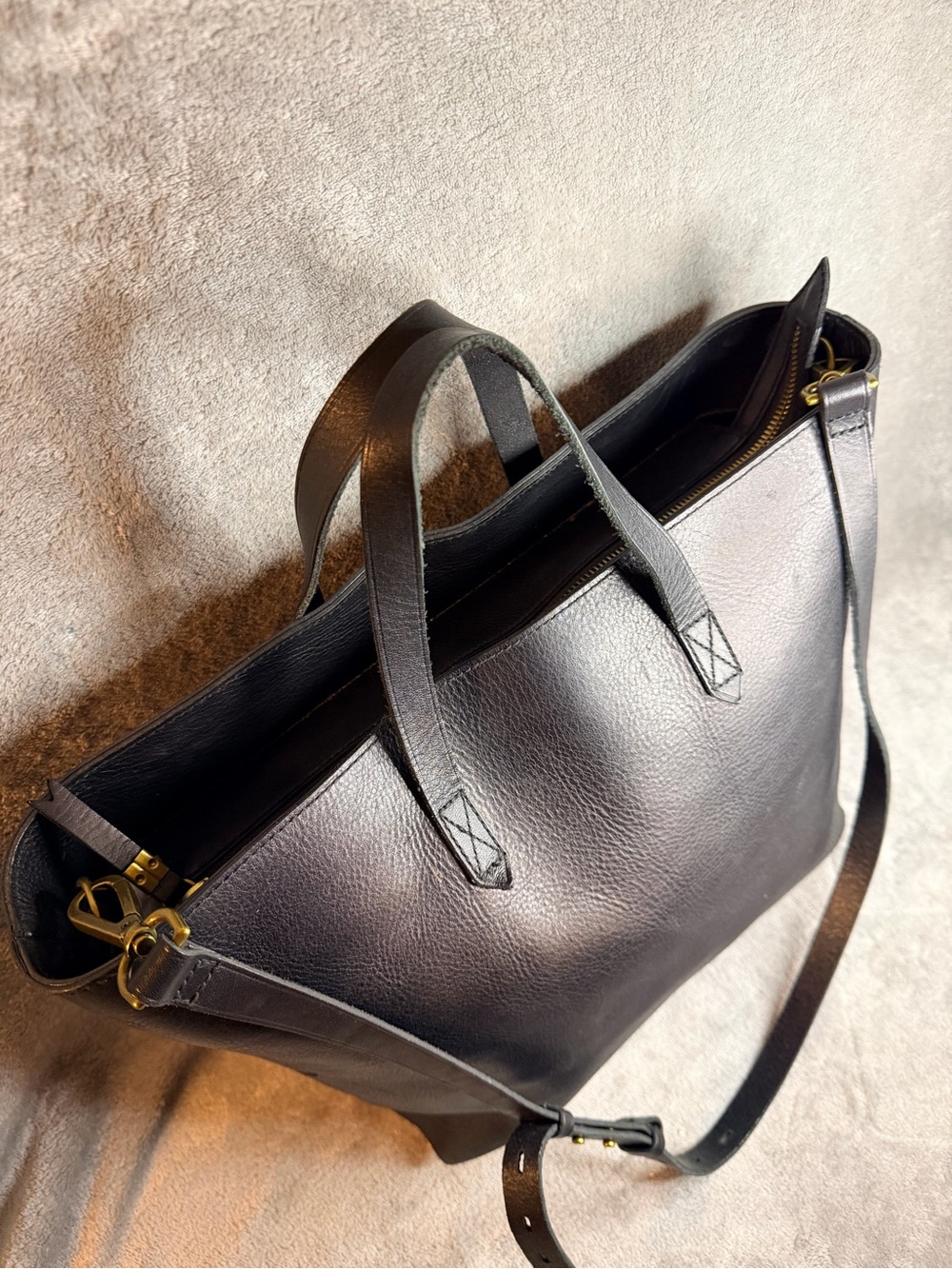 Madewell Black Leather Zip-Top Carryall Tote - Picture 4 of 9